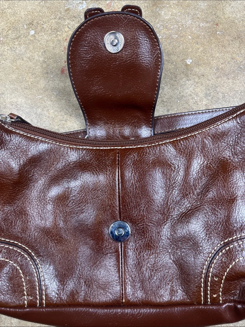 Wilson’s Leather Y2K baguette